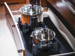 Purvario Borden En Pannenhouder -Buiten Kamperen 476705 476705 images other purvariobordenpannenhouder2 2 ecommerce