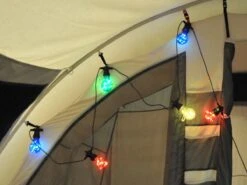 Merkloos Svenska Living 100 LED Gekleurde En Koppelbare Partyverlichting -Buiten Kamperen 577956 577956 images other svenska living 100 led gekleurde partyverlichting 3 ecommerce